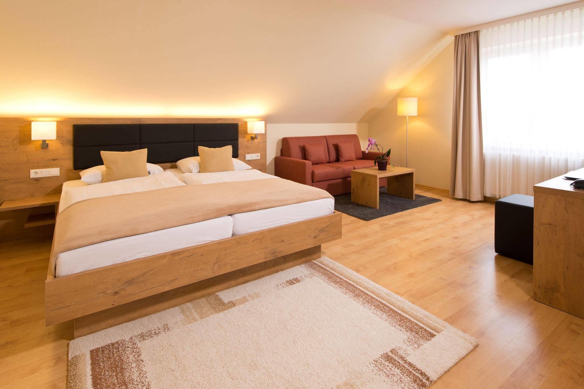 Spreewaldhotel Stephanshof Люббен Экстерьер фото
