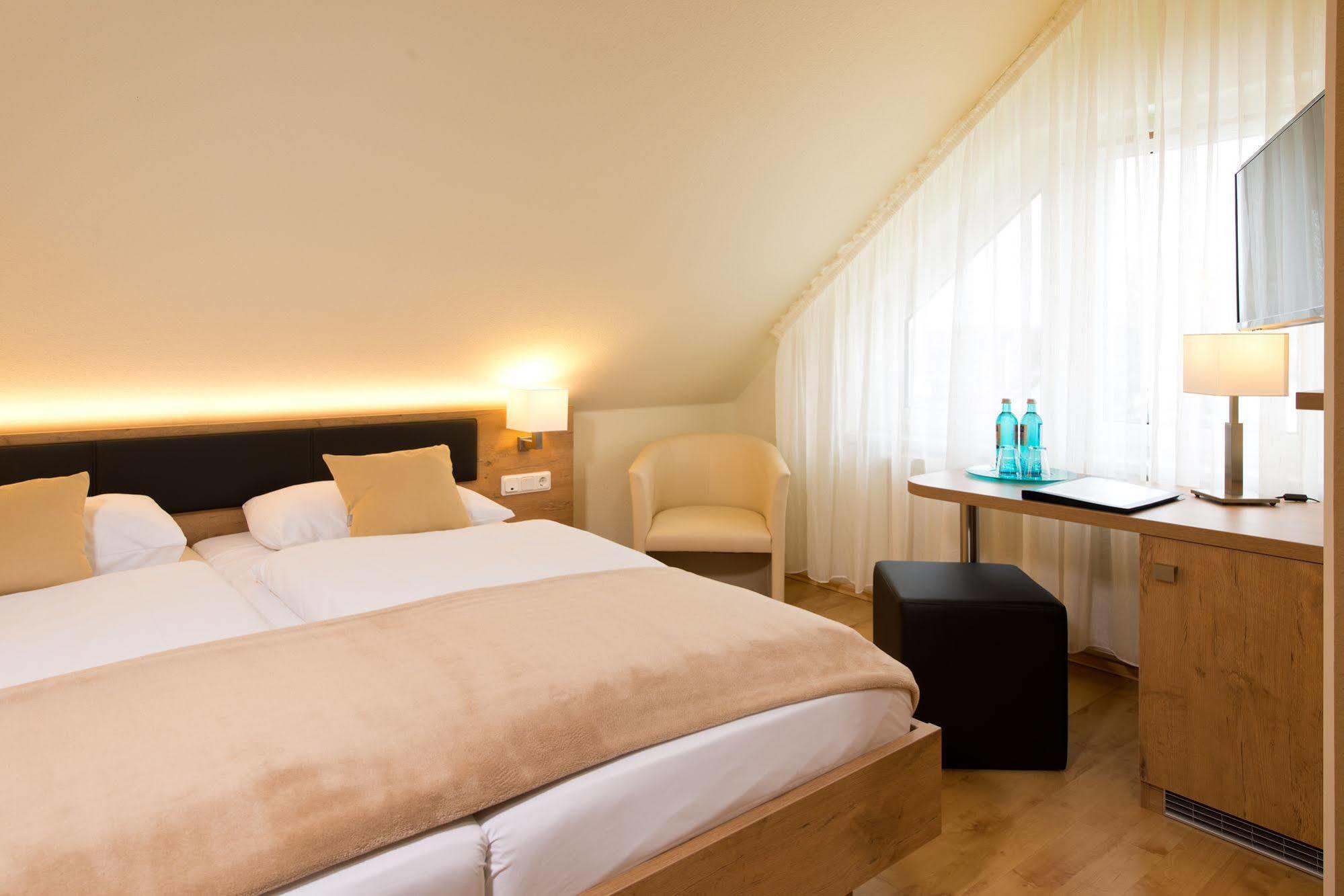 Spreewaldhotel Stephanshof Люббен Экстерьер фото